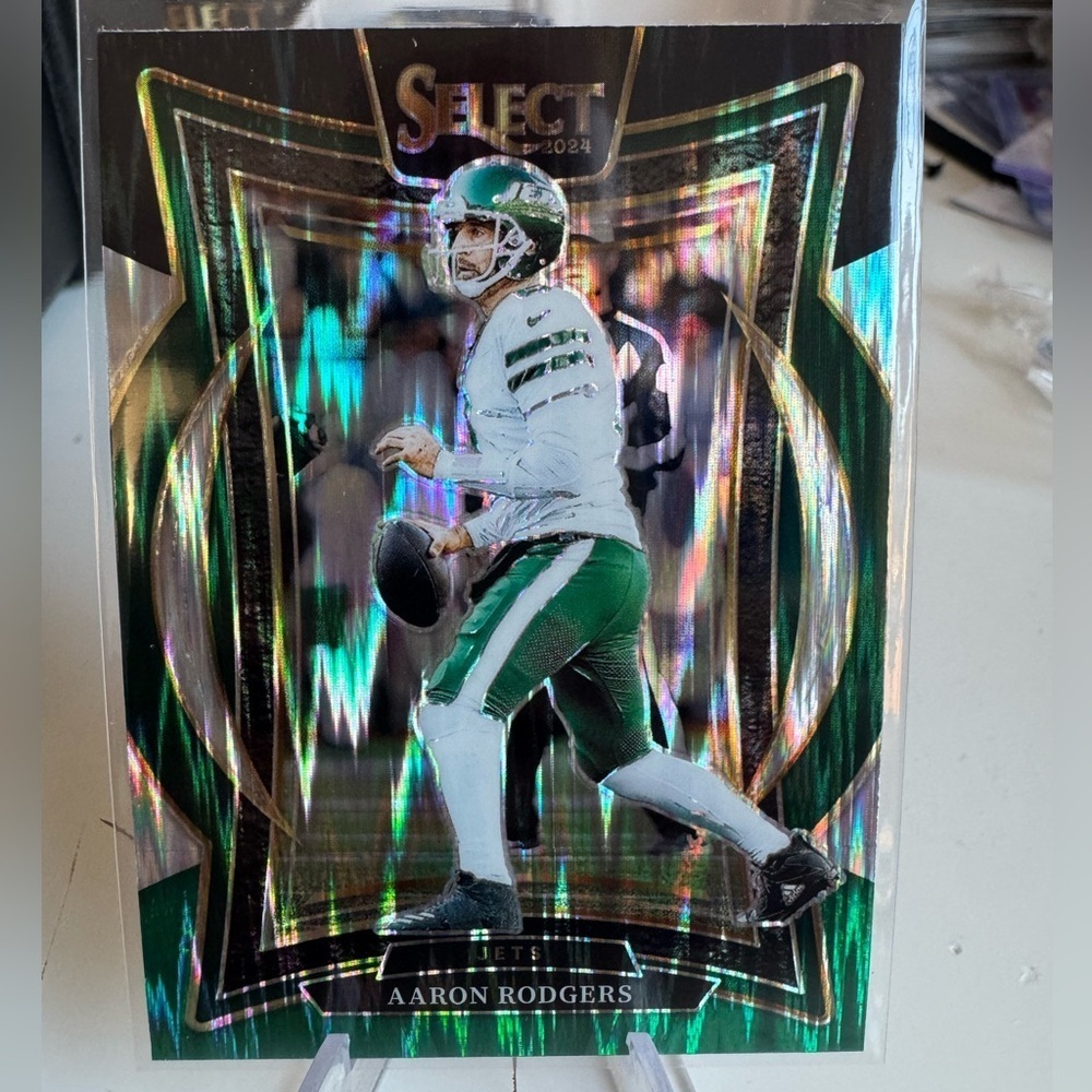 2024 Aaron Rodgers Green and Black Shock Panini Select Prizm Mint condition